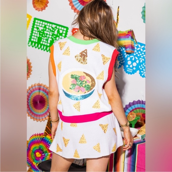 New, never worn Queen of Sparkles Queso Queen top - Picture 2 of 2